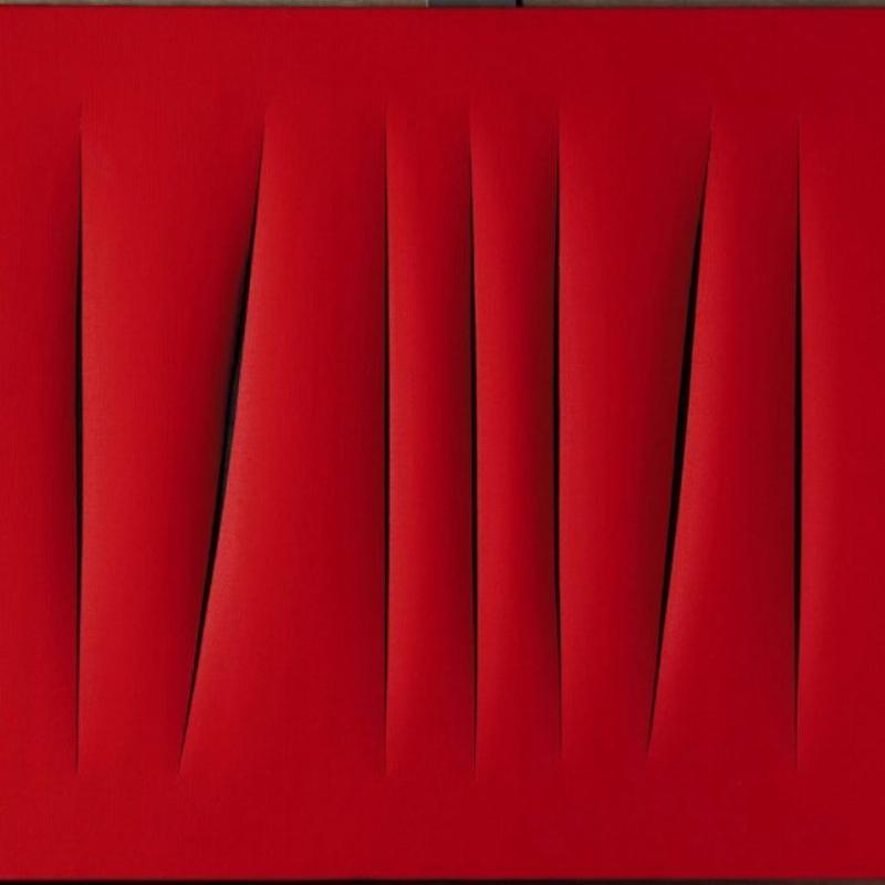 Statue femme ronde moderne inspirée des mouvements artistiques français